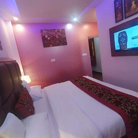 Deluxe Homestay Apartments With Kitchen In Shimla Exterior foto