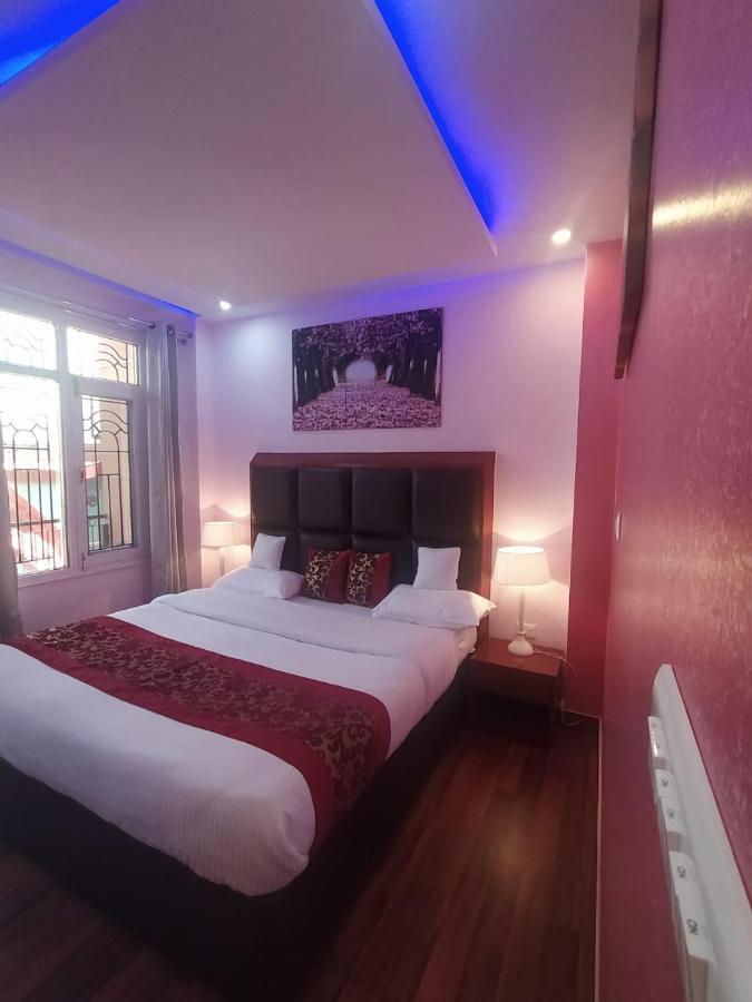 Deluxe Homestay Apartments With Kitchen In Shimla Exterior foto